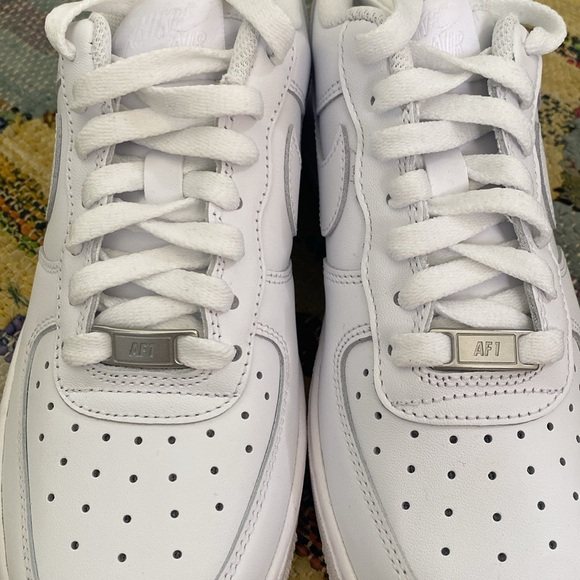 Nike Air Force 1 - Picture 6 of 6